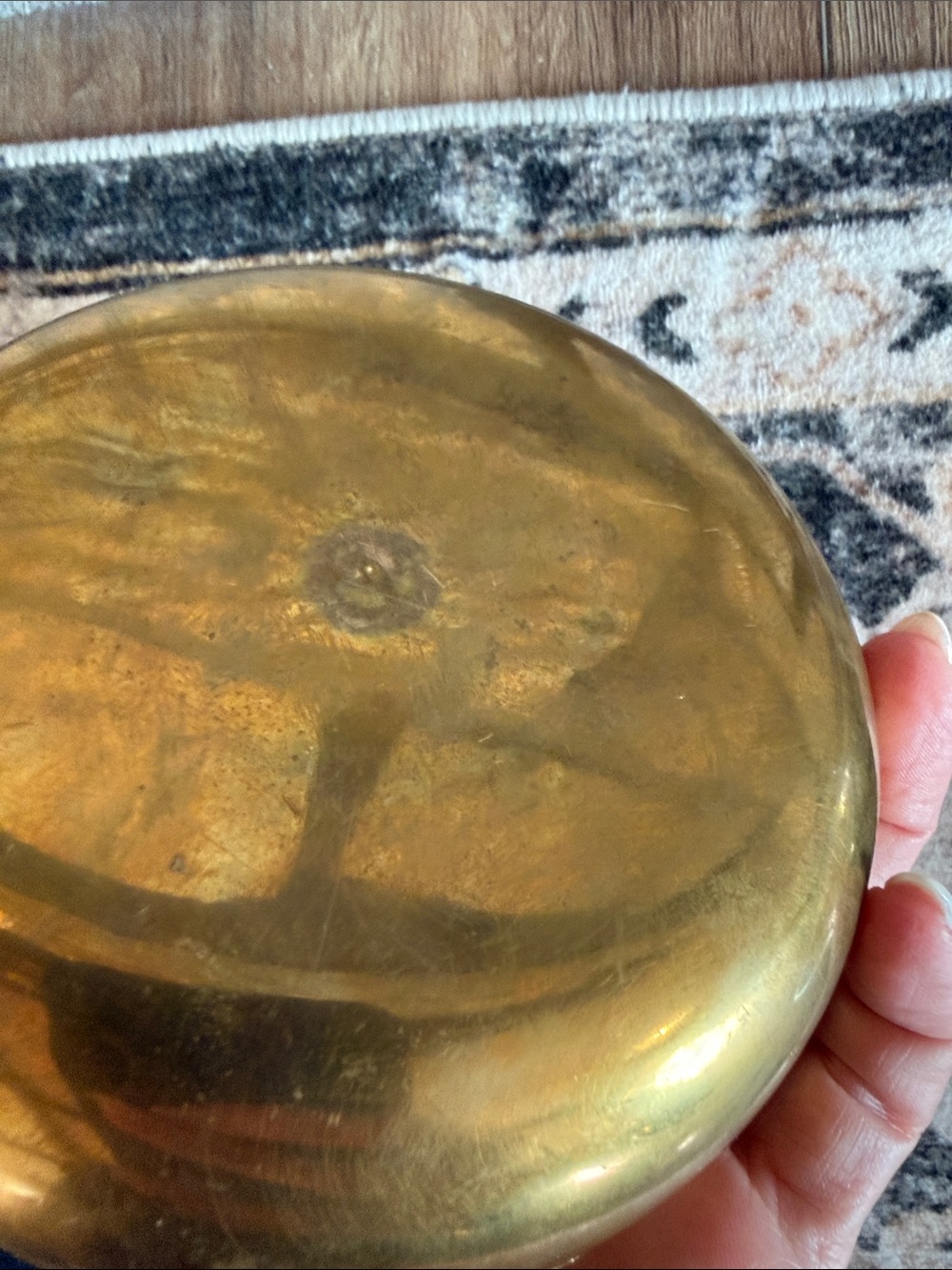 Vintage Round Brass Inlaid Trinket Box with Eagle on Lid Made in India - Picture 6 of 6